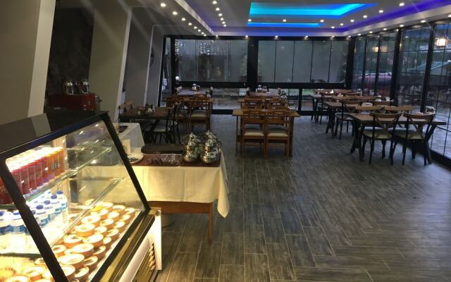 Sumela Holiday Hotel