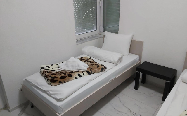 Xxl Apartament City Centar 1