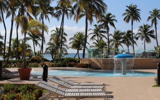 Seaclusions Lookout  Front Beach Condo with AMAZING View (CB227)