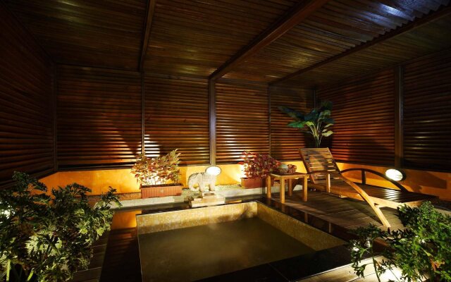 Seasons Boutique Motel