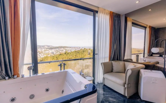 New Century Dalat Hotel