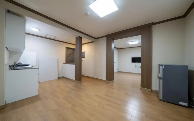 Gangneung Gyeongpodae Eroom