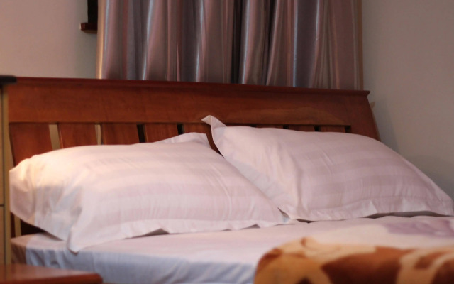 Eron Hotel