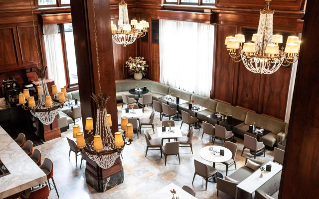 The Benson Portland, Curio Collection by Hilton