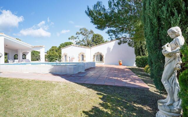 La Perla - Four Bedroom