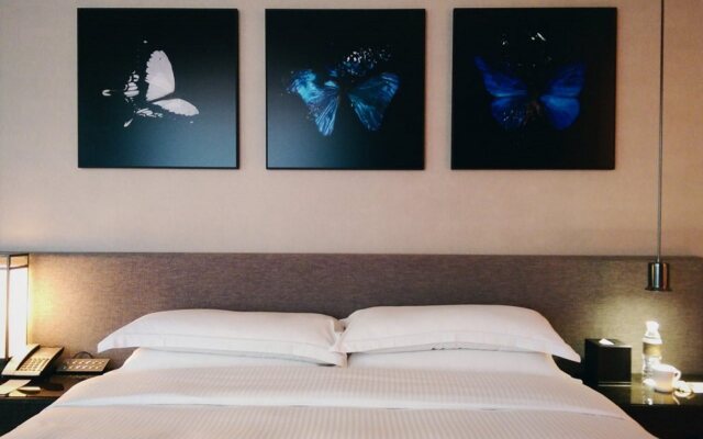 Humble House Hotel Taipei, Curio Collection by Hilton