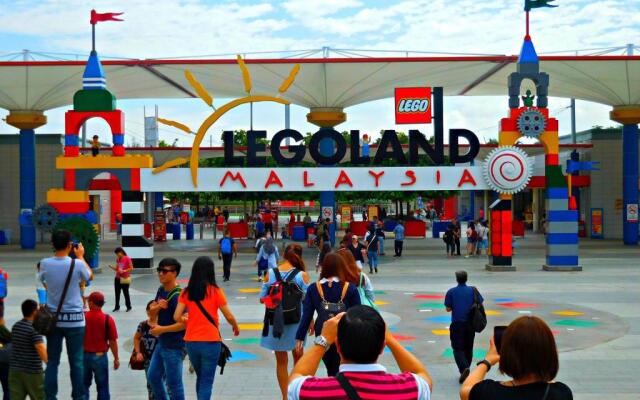 Lux 3BR Suite Puteri Harbour Near Legoland