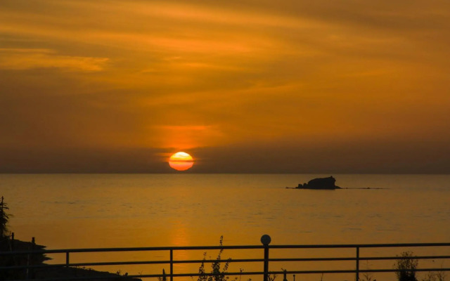 Alma Luxury Resort Hotel