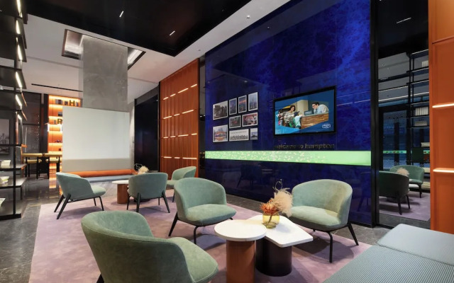 HamptonHiltonChengduRailwayNorthStation