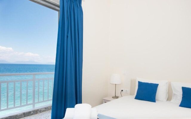 Spacious Apartment on the Beachfront