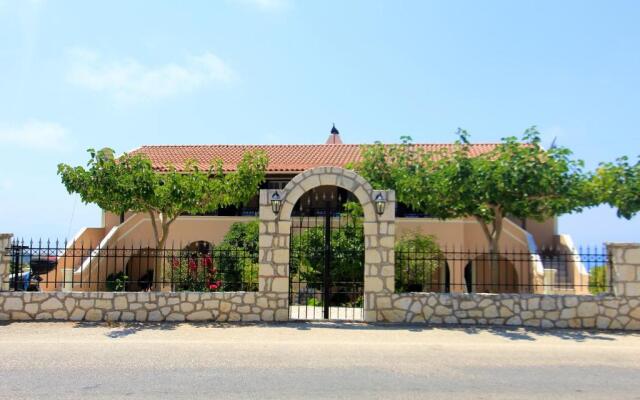 Iliobasilema Studios And Apartment