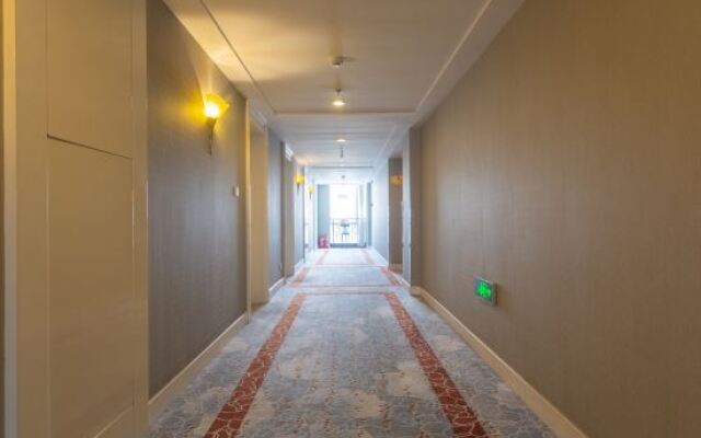Yijing Holiday Hotel