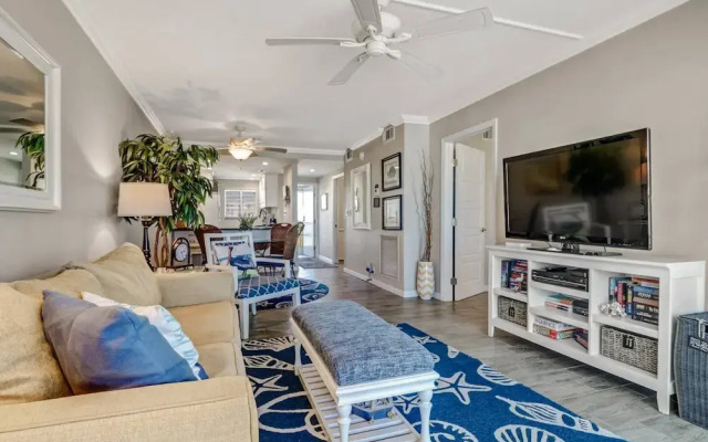 Castle Beach 402