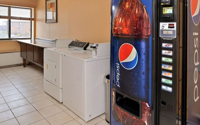 Best Western Naperville Inn