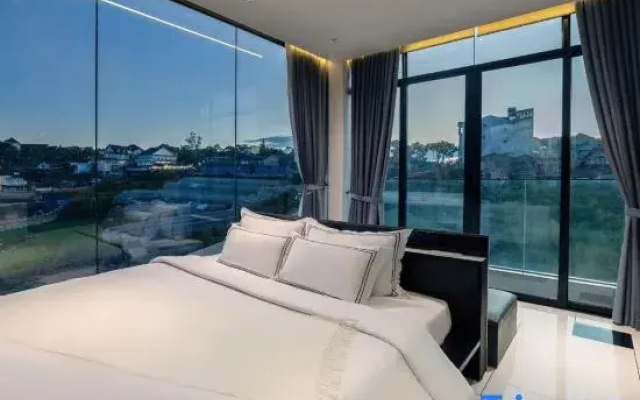 LYN's HOTEL