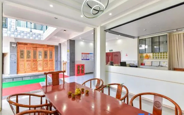 Erpan Qingfeng Inn (Erhai Branch, Dali)