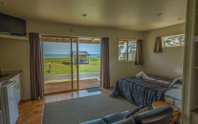Pohara Beach Top 10 Holiday