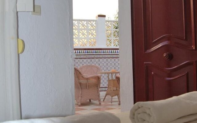 Hostal Avenida by Bossh! Hotels