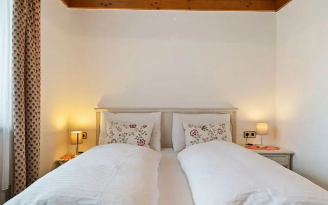 Cosy Apartment in Muhlbach With Balcony