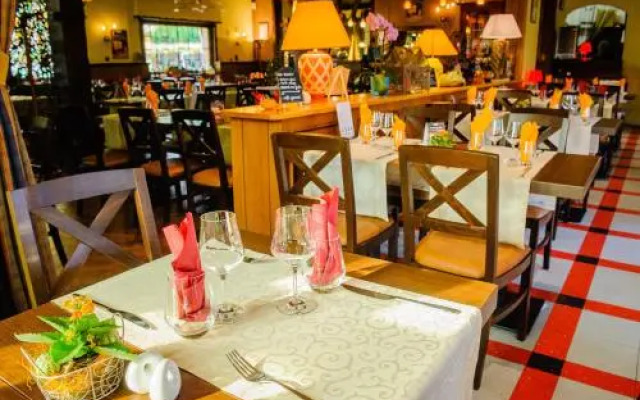 Hôtel Restaurant La Couronne