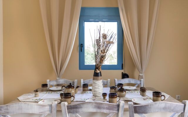 Lindos Luxury Retro Villas