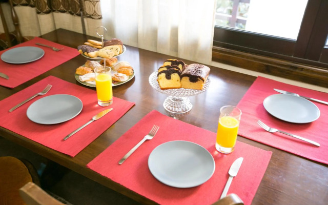 Spacious Apartment Next To Metro - Marousi