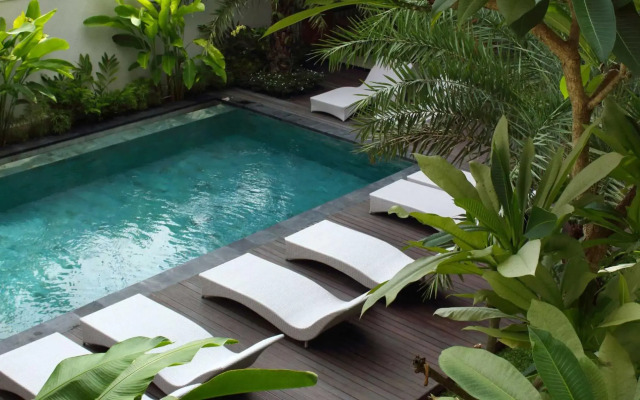 Capital O 1068 Grand Mirah Boutique Hotel