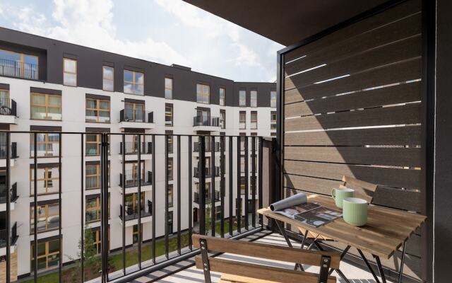 Expo Cracow Apartment by Renters