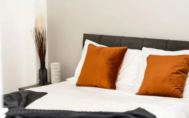 Super 2 Bedroom Apt CityCentre