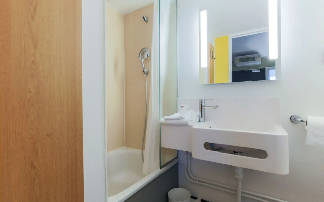 B&B HOTEL Metz Augny