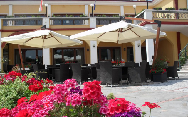 Hotel La Rondinaia in Eurocongressi