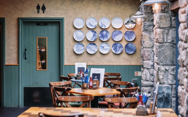 The Bull and Townhouse, Beaumaris- The Inn Collection Group