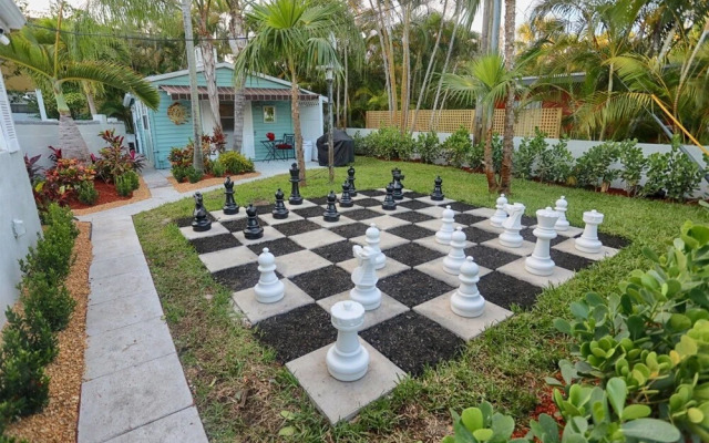 Billy Goat Franks`s Key West Experience