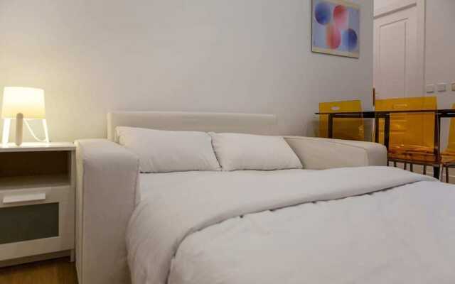 Cozy Apartment for 4 near Sol