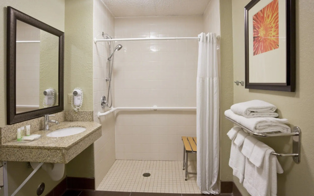 Candlewood Suites Eagan Arpt South - Mall Area by IHG