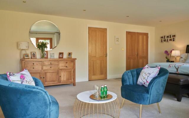 Dublin 'Home from Home', Luxury, Private Secure House