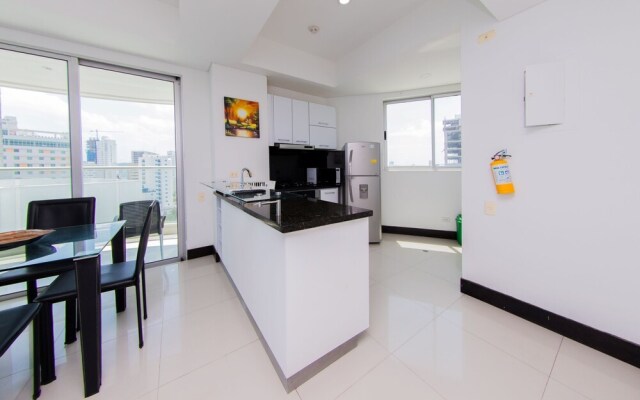 Dream Apartment, Facing the sea