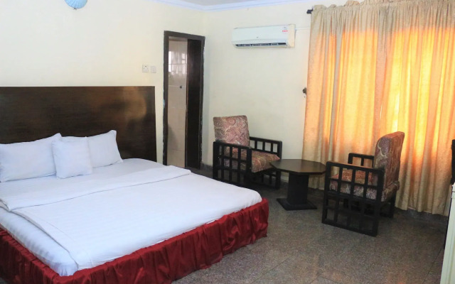 Sissi Hotel