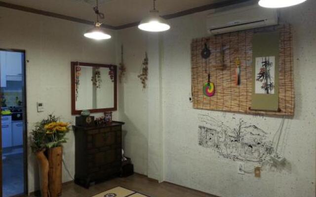 Hue Hanok Guesthouse