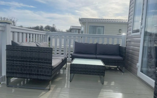 2 Bed-sleeps 6-patio-parking-pet Friendly