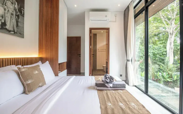 Contemporary 5BR Villa , AC, Water Filter