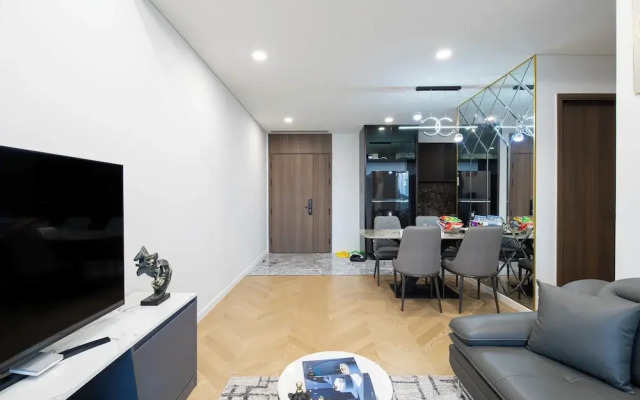 Parkland Riverside Luxury Vacation
