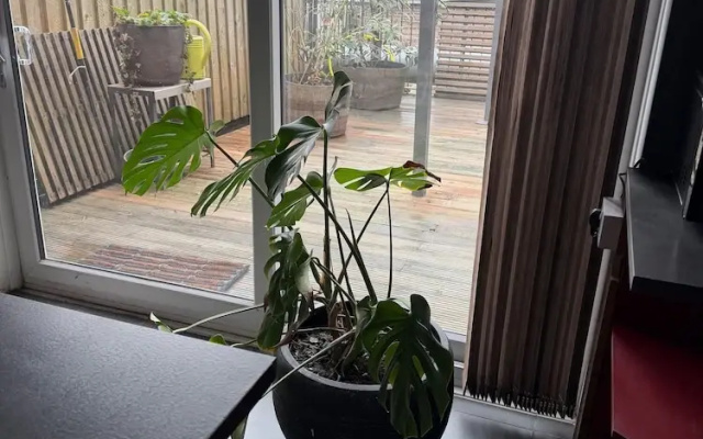 Charming Birmingham 3 Bedroom Apartment