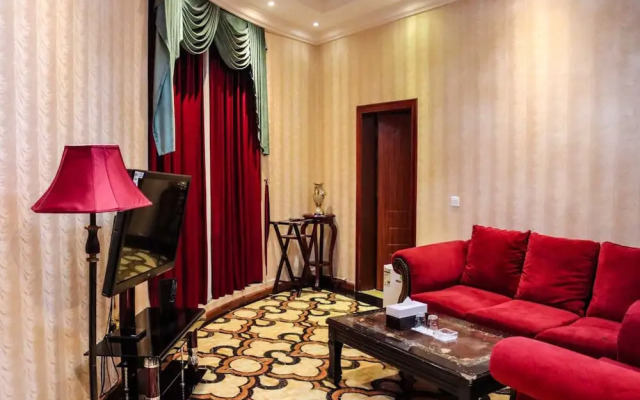 Phoenix Retreat Deira By Dancenter