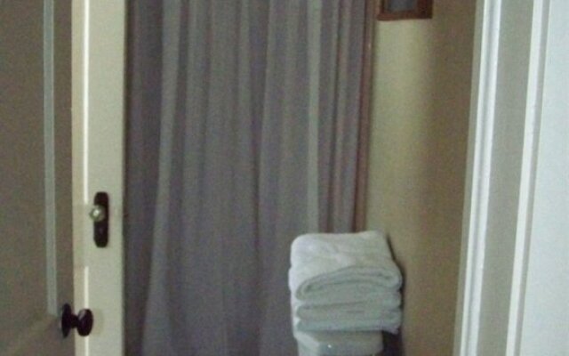 Crystal Cove Bed and Breakfast