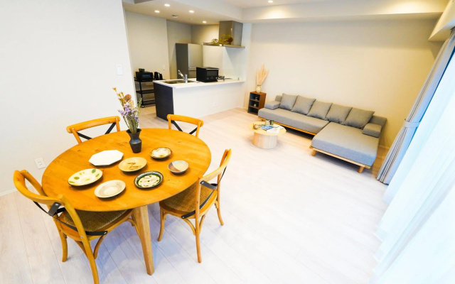 ブランシエラ那覇 1405号室 – Guest Rooms – Naha