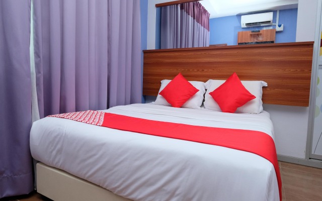 OYO 768 Fajar Baru Boutique Hotel
