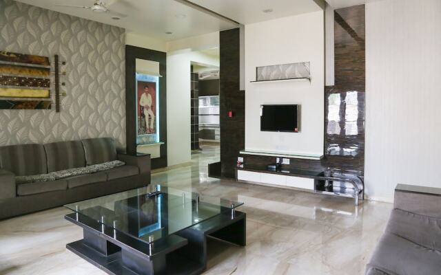 OYO 17286 Lrh Service Apartments