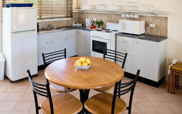 Clifton Sands Holiday Apartments