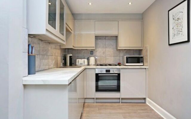 JOIVY Private Entrance Apartment In New Town
